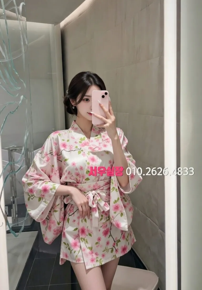 종로3가 다국적노래방 프리미엄 라인업 2번 프로필